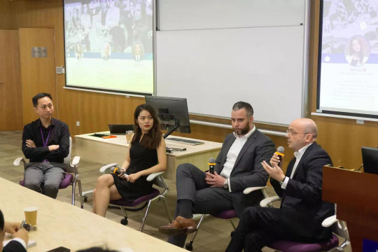 Application of data analysis in daily work and qualification as a data analyst: Xianglin Zheng (middle), former Vice President from Tecent & Dapeng Wang (right)，Senior Product Director from Pingan Technology AI Center
